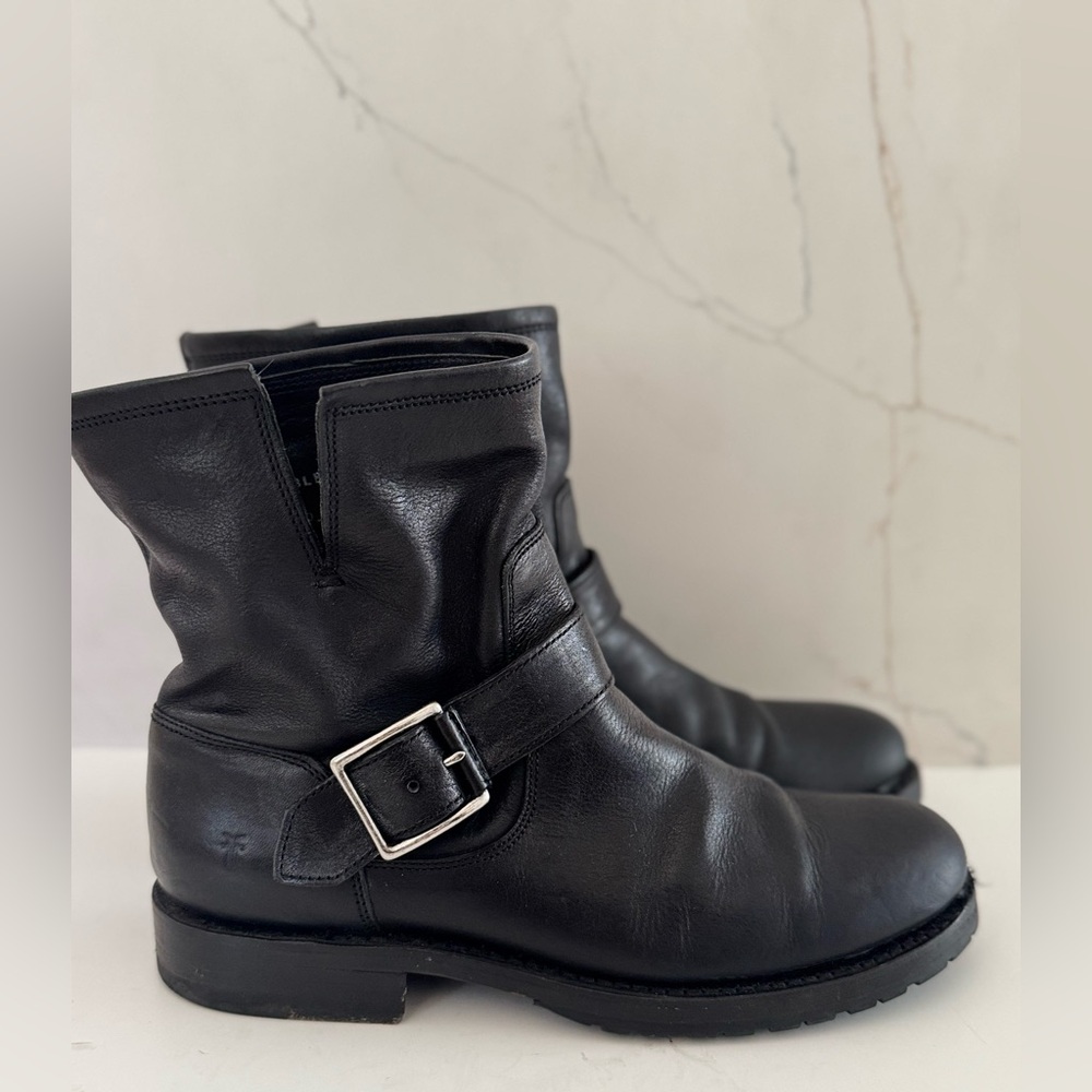FRYE Natalie Engineer Buckle Boot Black Leather Split Shaft Short Moto 6.5  $348
